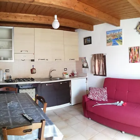 La Casuzza Di Lara *