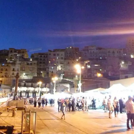 La Casuzza Di Lara Apartament